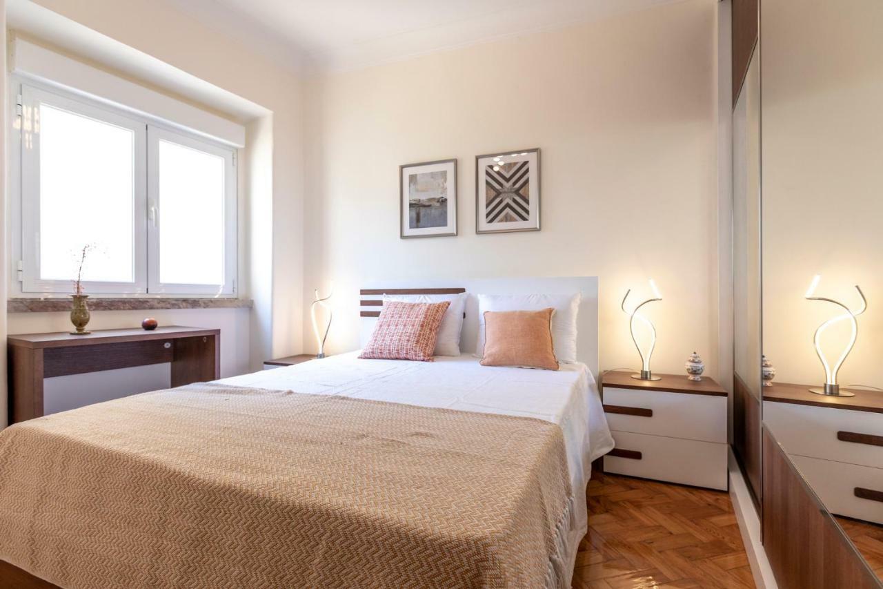 Like-Home-T3 Apt-Campolide, Near Amoreiras Mall Lisboa Extérieur photo